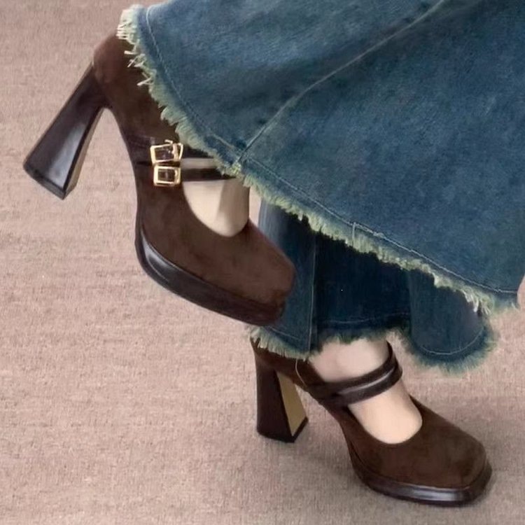Vintage Fashion Online - Klasyczne, grube, wysokie damskie buty Mary