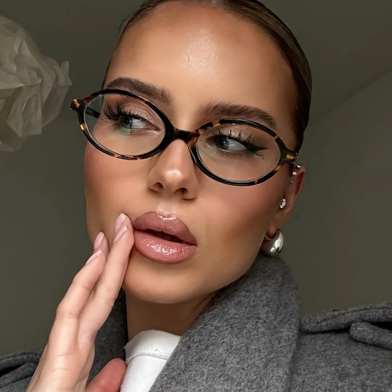 Vintage Fashion Enthusiasts - Okulary przeciwsłoneczne damskie w stylu vintage,