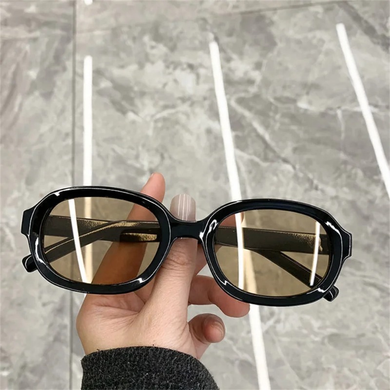 Vintage Fashion Enthusiasts - Wysokiej jakości, kwadratowe okulary przeciwsłoneczne dla