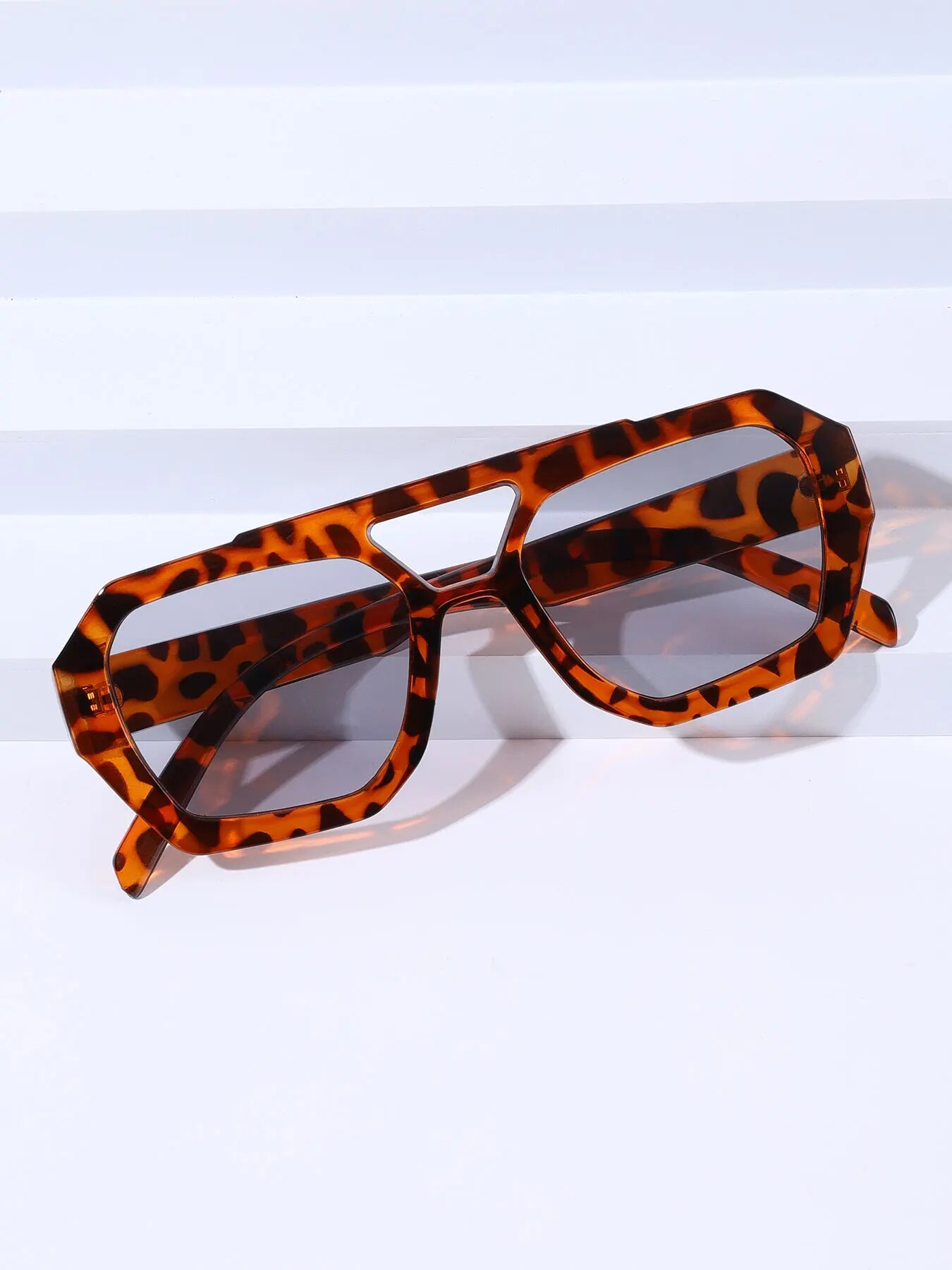 Okulary przeciwsłoneczne w sty – Vintage Fashion Enthusiasts recenzja i cena