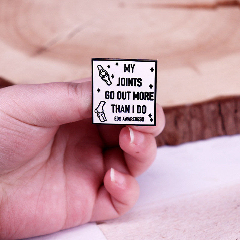 „My Joints Go Out More Than I  – Vintage Fashion Quotes recenzja i cena